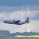 ASV militārās lidmašīnas ierodas Kiprā: Signāls Irānai un Izraēlai pieaugošas spriedzes apstākļos