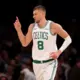 Aizraujošs pavērsiens NBA: čempions Kristaps Porziņģis maina "Celtics" kreklu pret "Hawks" krāsām