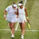 Aļona Ostapenko un suveja sji sasniedz vimbldonas dubultspēļu finālu, pārrakstot tenisa vēsturi