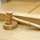 Astoņi Mēneši Aiz Restēm: Bijušais Augsta Ranga Latgales Policists Notiesāts Par Kukuļņemšanu