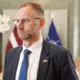 Autoceļu finansējuma dilemmas: Švinka cīnās pret Finanšu ministrijas “nāves spriedumu” ekonomikai