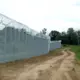 Baltkrievijas-Latvijas robežu šturmē simtiem migrantu: eskalējošs hibrīduzbrukums un Eiropas solidaritāte