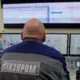 Bezcerības purvā: Gazprom cīnās ar gigantisku gāzes pārpalikumu un grimstošiem ieņēmumiem