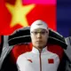 Cjiņs Haijans atgriežas tronī: zelts 100 metru brasā Pasaules čempionātā Singapūrā