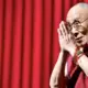 Dalailama svin 90. dzimšanas dienu: Miera un cerības gaismas bāka trimdā