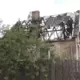 Dobelē nakts melnumā liesmās aiziet ģimenes mājoklis: Izdzīvotāja sirds stāsts un jautājumi bez atbildēm par ugunsgrēka patieso cēloni