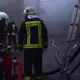 Dramatisks Ugunsgrēks Dobelē: VUGD Pašaizliedzīgi Glābj Dzīvības un Pasargā Īpašumu