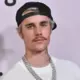 Džastins Bībers negaidīti pārsteidz pasauli ar jaunu albumu “Swag”, atklājot dvēseliskas atziņas par dzīvi un garīgo veselību