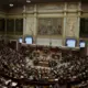 ES un ASV tirdzniecības darījums izsauc vētru Francijas politikā