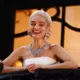 "Evita" Londonā: Reičelas Zegleres Balkona Drāma Sadala Teātra Pasauli