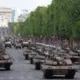 Francija svin Bastīlijas dienu ar iespaidīgu parādi un nozīmīgiem militāriem paziņojumiem