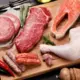 Gastroenterologs brīdina: vasaras svelmē pārtika var kļūt nāvējoša!