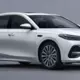 Geely Galaxy A7: Revolucionārs Hibrīds ar 2100 km Rezerve un Cenu no 13 900 USD Konkurē ar Camry un Accord