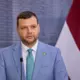 Izdienas pensijas: Uzulnieks mierina, bet Valdība stumj pretrunīgas reformas