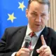 Jauna Bruņošanās Sacensība: Polijas Ārlietu Ministrs Brīdina par Putina Režīma Iespējamo Galu