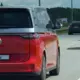 Jaunais Volkswagen Transporter T7: Atklājot Daudzpusību un Nākotnes Iespējas Komercauto Dienā