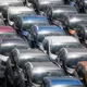 Jauno Auto Tirgus Latvijā Mostas: Pārdošanas Rekordi un Zaļās Mobilitātes Vilnis Iekarotošās Markas
