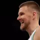 Karstās Baumas NBA: Vai Kristaps Porziņģis Varētu Nonākt Fīniksas “Suns” Orbitā?