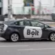 Kliedzošs gadījums Tallinā: "Bolt" bloķē klienta kontu nespējas izmainīt naudu dēļ – brīdinājums par digitālo platformu tumšo pusi?