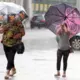 Latviju pārņems lietus un vējš: Kaprīza pirmā jūlija nedēļas nogale un ciklona uzbrukums