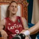 Limuzīns Jāņu Nakts Krāsā: Latviešu Dvēseles Odiseja Mongolijas Stepēs un 3x3 Basketbola Pasaules Kauss