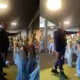 “Malači!”: sirsnīgs policista žests Dziesmu un deju svētku kulminācijā apliecina kopības spēku