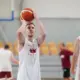 Mareks Mejeris atklāj: Latvijas basketbola izlasei joprojām jāuzlabo aizsardzība, mainoties mūsdienu spēles dinamikai