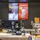 "McDonald's" Ietekme Latvijas Budžetā: Vairāk nekā 14 Miljonu Eiro Iemaksas un Vērienīgas Investīcijas Nākotnē