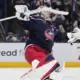 Merzļikina Dilemma: "Blue Jackets" Apskatnieks Apstiprina Vārtsarga Neaizmaināmību Līguma Svara Dēļ