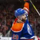 Milānas Olimpiskais Ledus Gaida NHL Zvaigznes: Šveice un Latvijas Pretiniece Vācija Atklāj Spēcīgus Pirmos Sešiniekus