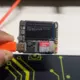 Miniatūrs brīnums: Entuziasts radījis Linux datoru ar IPS ekrānu un Ubuntu (40x35mm)
