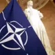NATO Hāgā: Alianse Spriedzes Krustcelēs starp Ukrainu, Tuvajiem Austrumiem un Trampa Prasībām