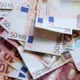 Nemainīga inflācija Latvijā jūlijā: 3,8% rādītājs un tā ietekme uz mājsaimniecībām