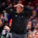 Ņujorkas "Knicks" Vēsturiskais Lēmums: Divkārtējais Gada Treneris Maiks Brauns Pārņem Vadību