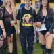 Ozols “Positivus” festivālā pārsteidz ar Lauri Reiniku un “Spicītēm” uz t-krekla