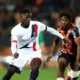 PSG zaudē punktus pret "Lorient", "Lens" piedzīvo neveiksmi pēdējās minūtēs