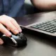 PTAC brīdina par viltus interneta veikaliem: kā pasargāt sevi no krāpniekiem un miljoniem zaudējumu?