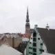 Pirmdiena Latvijā: Vasarīgs siltums un pērkona negaisa draudi dienvidrietumos