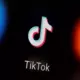 Rēzeknietim Draud Kriminālatbildība par Militārās Agresijas Simbolu Izmantošanu "TikTok": Bīstams Precedents Digitālajā Telpā