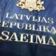 Saeimā Aizsākas Kvēla Diskusija par Satversmes Grozījumiem: Dzimumu Definīcija Valsts Pamatos