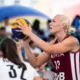 Sāpīgs starts Pasaules sērijā, taču Latvijas 3x3 basketbolistes cīnās tālāk Francijā