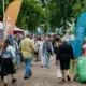 Sarunu Festivāla LAMPA Otrā Diena Cēsīs: No Smieklīgā “Politiķu Cepiena” Līdz Dziļām Diskusijām par Demokrātiju un AI