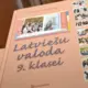 Satraucošais VVC Pārskats: Valsts valodas likuma pārkāpumi joprojām bieži