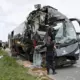 Šausmīga avārija Igaunijā: “Lux Express” autobuss saduras ar kravas auto, daudz cietušo