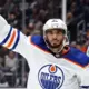 Sensācija! Evanders Keins Pievienojas Vankūveras "Canucks" no Stenlija Kausa Finālistu Rindām