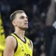 Sērija Uzkarst! "Besiktas" Pārsteidzoši Sagrūž "Fenerbahce" Turcijas Finālā, Žagars Ārpus Pieteikuma