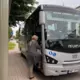 Šoferu trūkums apgrūtina Liepājas autobusu parka darbu: atcelti 11 reisi un jautājumi par nākotni