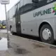 Šoferu trūkums paralizē Latviju: atkal atcelti 10 autobusu reisi, krīze padziļinās