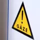 Šokējošs incidents Rēzeknes novadā: jaunieši zog akumulatoru un pielieto piparu gāzi pret mājas īpašnieku