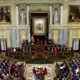 Spānijas parlaments apsver sodus par žurnālistu traucēšanu pēc sašutuma un protestiem